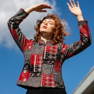 💙 Christopher Banks Tapestry Zip Jacket Size M Red Black Gray Collar Blazer